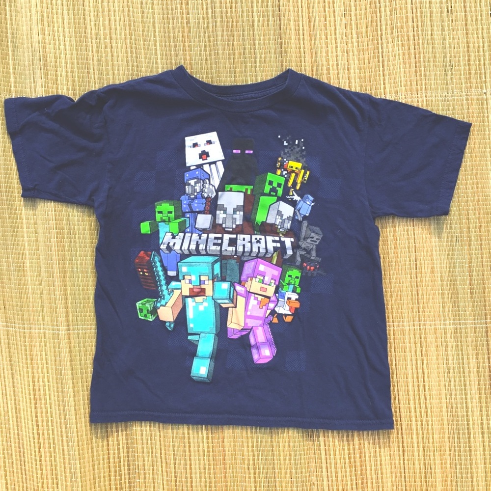 ☀️ MOJANG Kids Minecraft Tee Size Medium